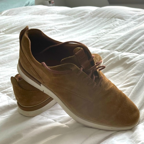 Suede - Picture 6 of 6